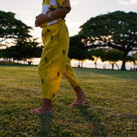 Alikaleo Park - Pineapple Day Pants